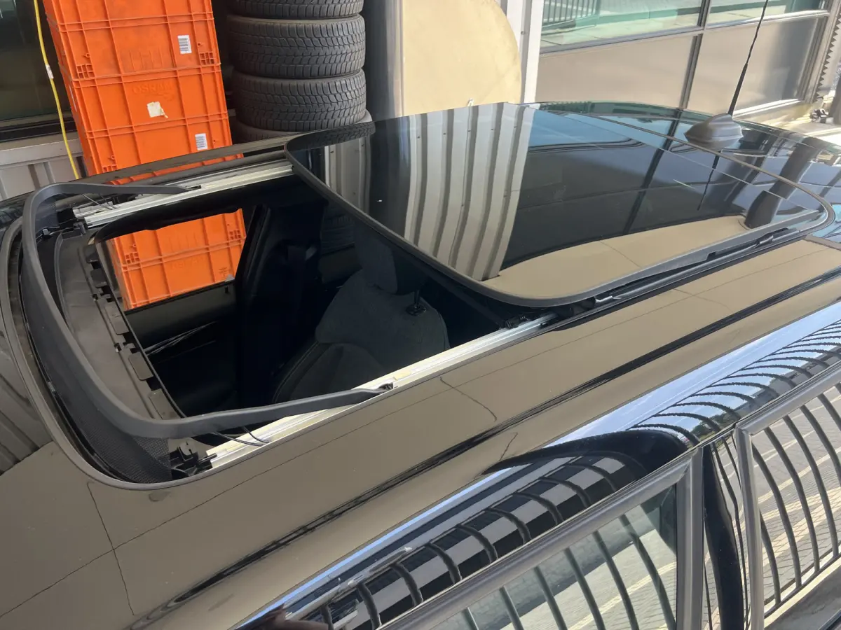 1.5 Cooper Camden Plus Edition | AUTOMAAT | SCHUIF/KANTELDAK | CAMERA | CARPLAY | NAVI | CRUISE CONTROL | PDC | CLIMATE CONTROL | LMV 17'' | LED | DAB | BLUETOOTH