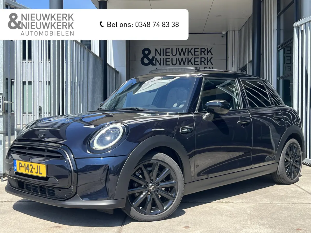 1.5 Cooper Camden Plus Edition | AUTOMAAT | SCHUIF/KANTELDAK | CAMERA | CARPLAY | NAVI | CRUISE CONTROL | PDC | CLIMATE CONTROL | LMV 17'' | LED | DAB | BLUETOOTH