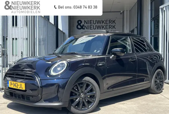 1.5 Cooper Camden Plus Edition | AUTOMAAT | SCHUIF/KANTELDAK | CAMERA | CARPLAY | NAVI | CRUISE CONTROL | PDC | CLIMATE CONTROL | LMV 17'' | LED | DAB | BLUETOOTH