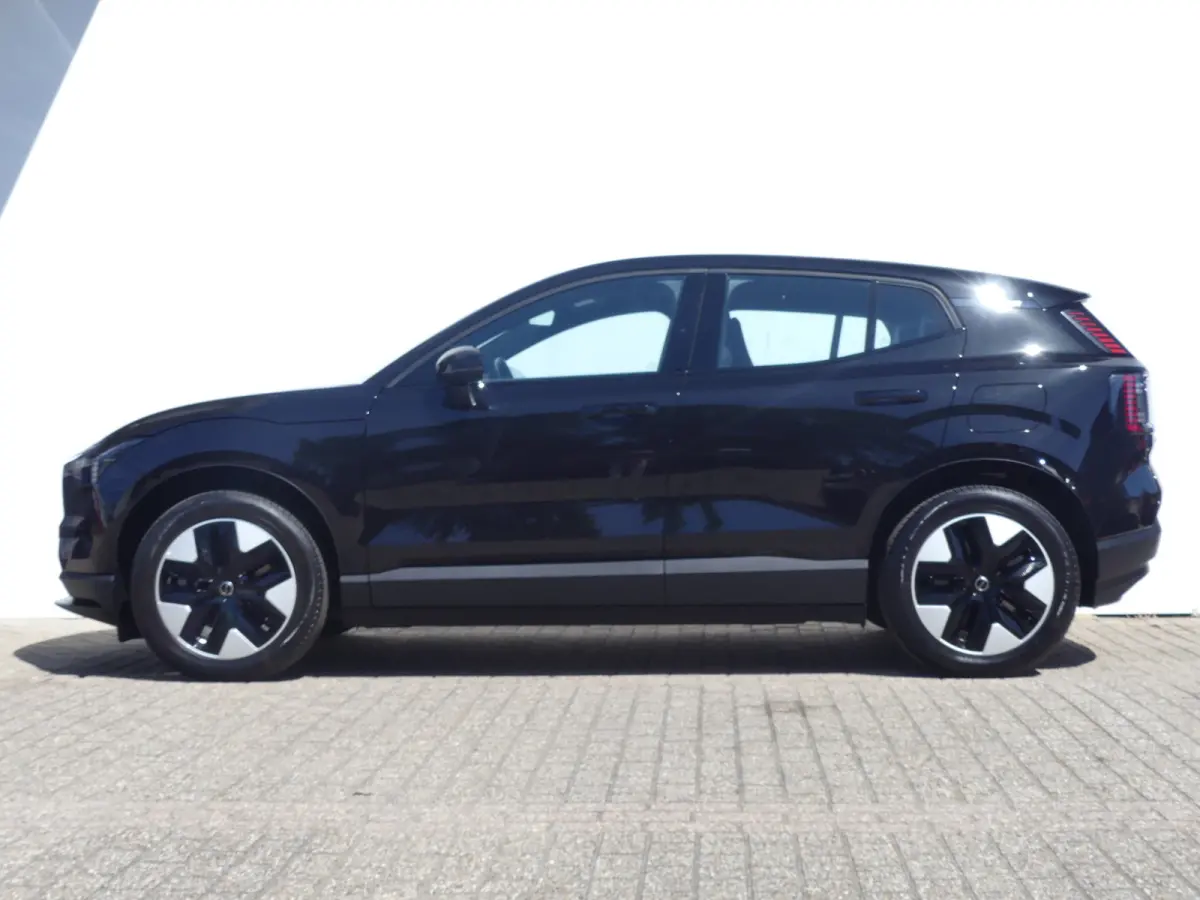 Single Motor Core 51 kWh | SOH 99% | CAMERA | ADAPTIVE CRUISE | DODEHOEKDETECTIE | PARKEERSENSOREN | APPLE CARPLAY / ANDROID AUTO | NAVI | LMV 18" |