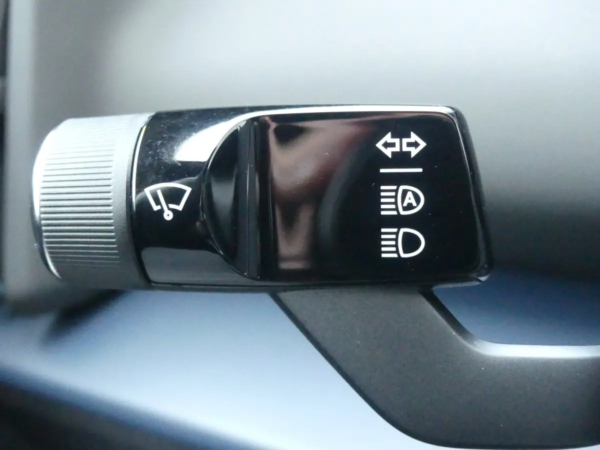 Single Motor Core 51 kWh | SOH 99% | CAMERA | ADAPTIVE CRUISE | DODEHOEKDETECTIE | PARKEERSENSOREN | APPLE CARPLAY / ANDROID AUTO | NAVI | LMV 18" |