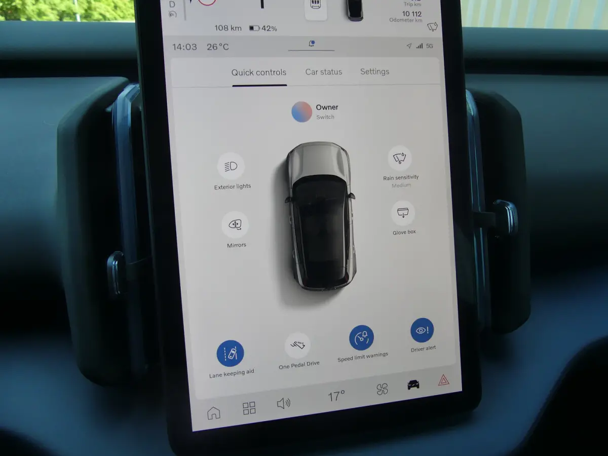 Single Motor Core 51 kWh | SOH 99% | CAMERA | ADAPTIVE CRUISE | DODEHOEKDETECTIE | PARKEERSENSOREN | APPLE CARPLAY / ANDROID AUTO | NAVI | LMV 18" |