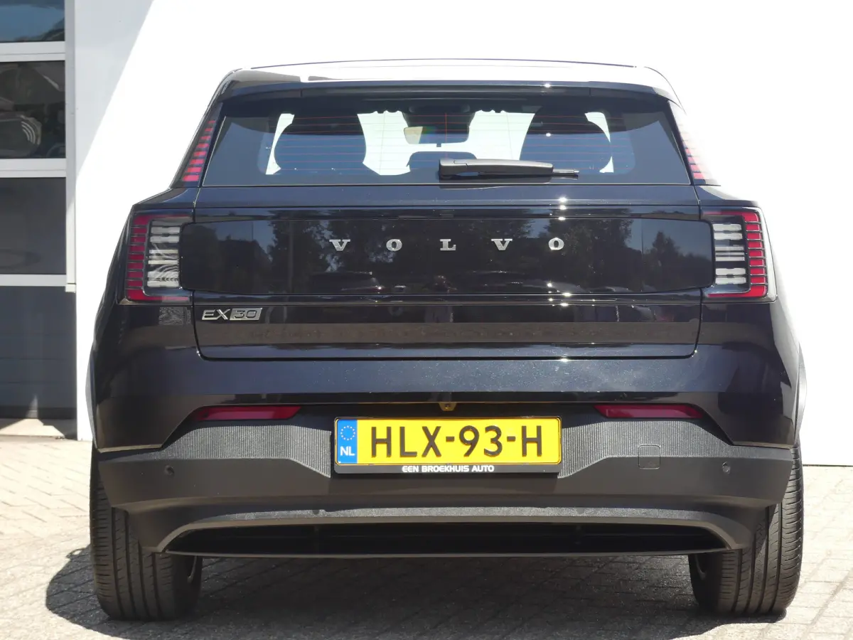 Single Motor Core 51 kWh | SOH 99% | CAMERA | ADAPTIVE CRUISE | DODEHOEKDETECTIE | PARKEERSENSOREN | APPLE CARPLAY / ANDROID AUTO | NAVI | LMV 18" |
