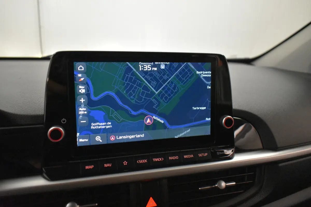 1.0 DPi Dynamic PlusLine Camera Climate Control CarPlay