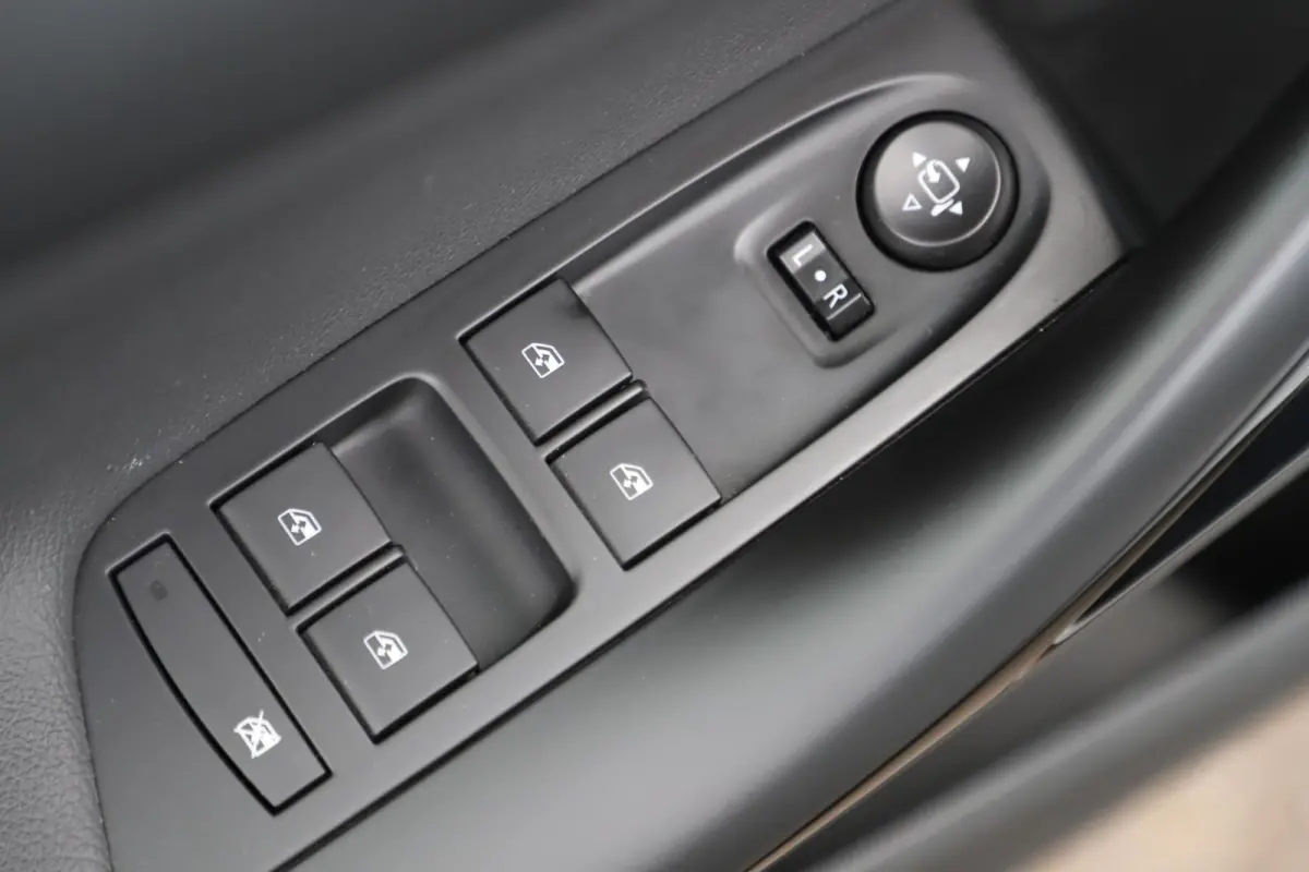 1.2 Design & Tech 110PK Navigatie Achteruitrijcamera Carplay Android LMV Climate & Cruise Control