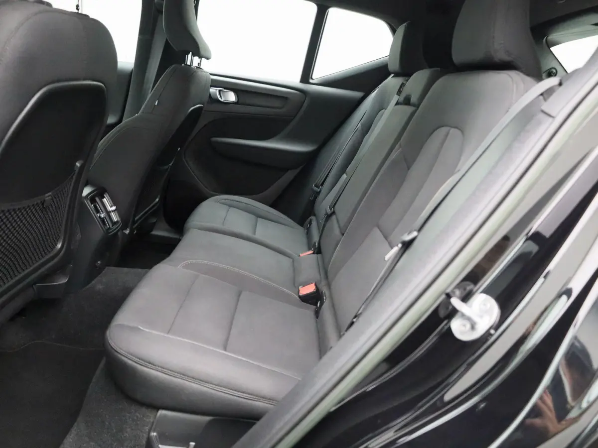 Core | Apple Carplay/Android | Navigatie | Achteruitrijcamera |