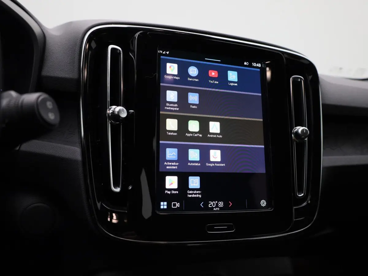 Core | Apple Carplay/Android | Navigatie | Achteruitrijcamera |
