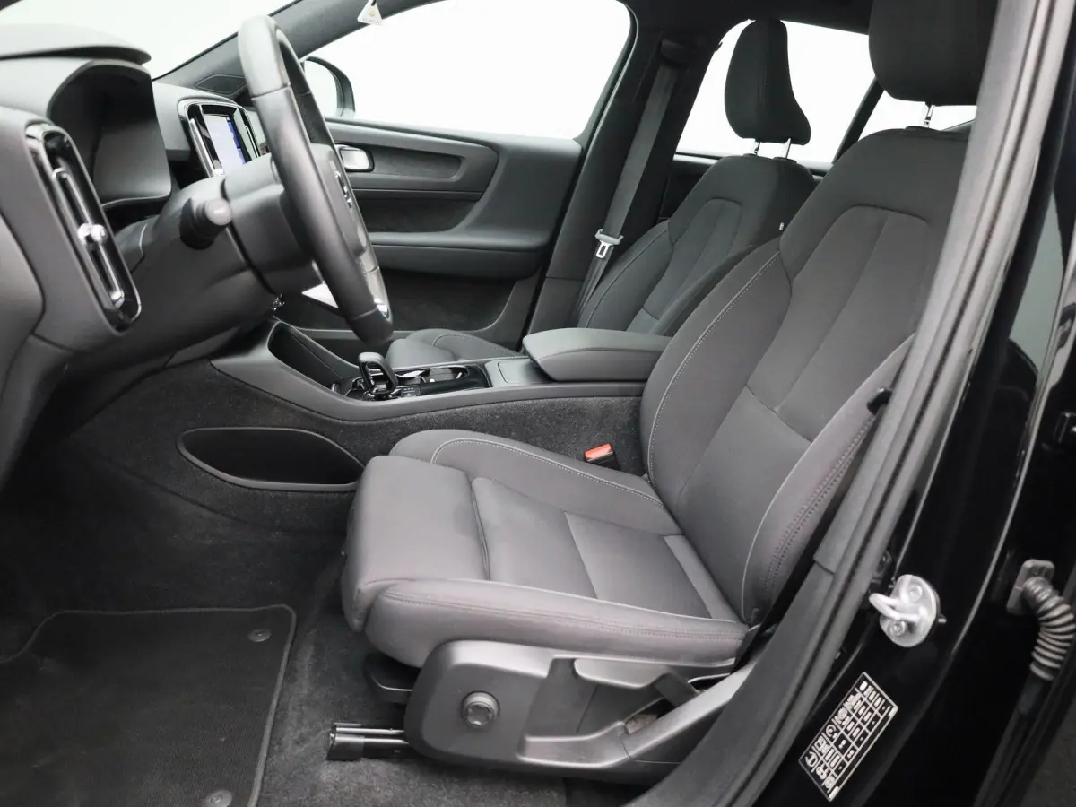 Core | Apple Carplay/Android | Navigatie | Achteruitrijcamera |