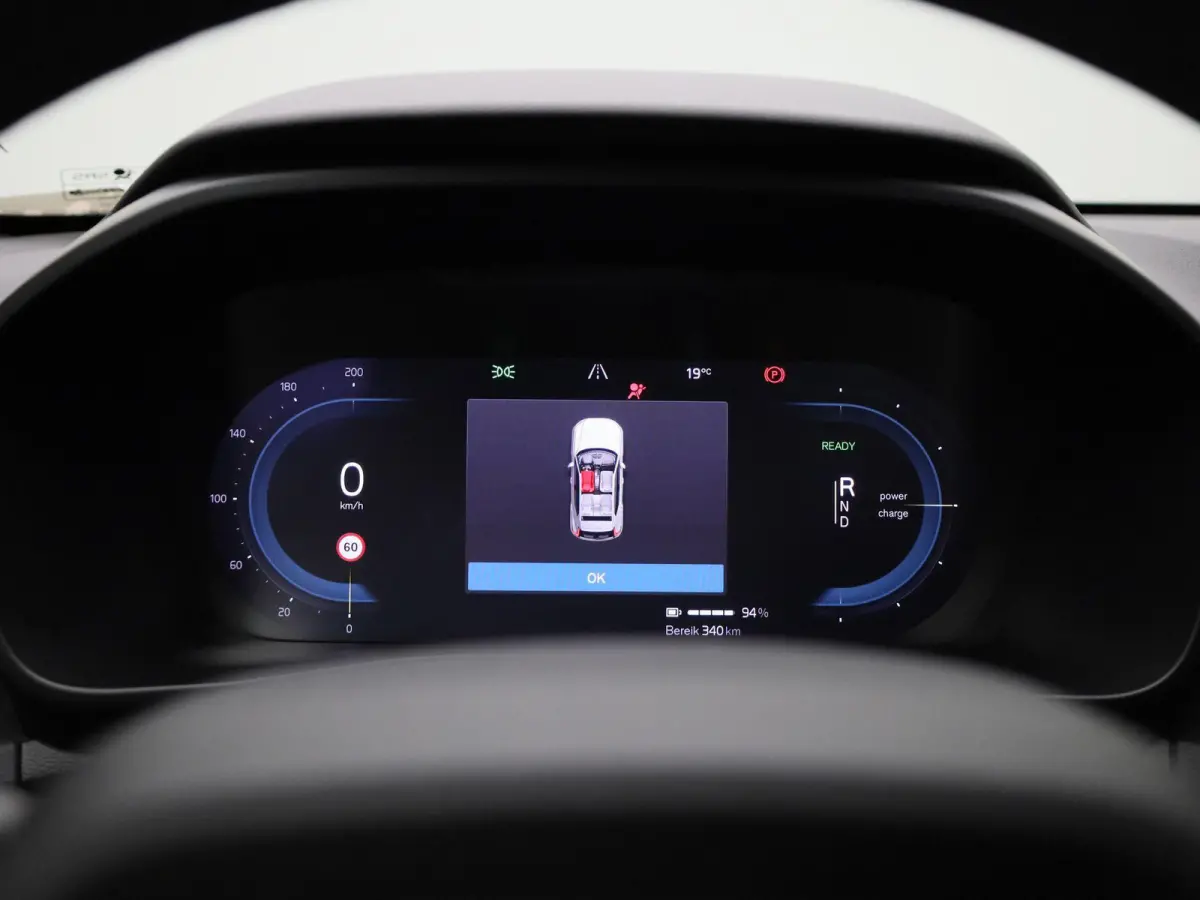 Core | Apple Carplay/Android | Navigatie | Achteruitrijcamera |