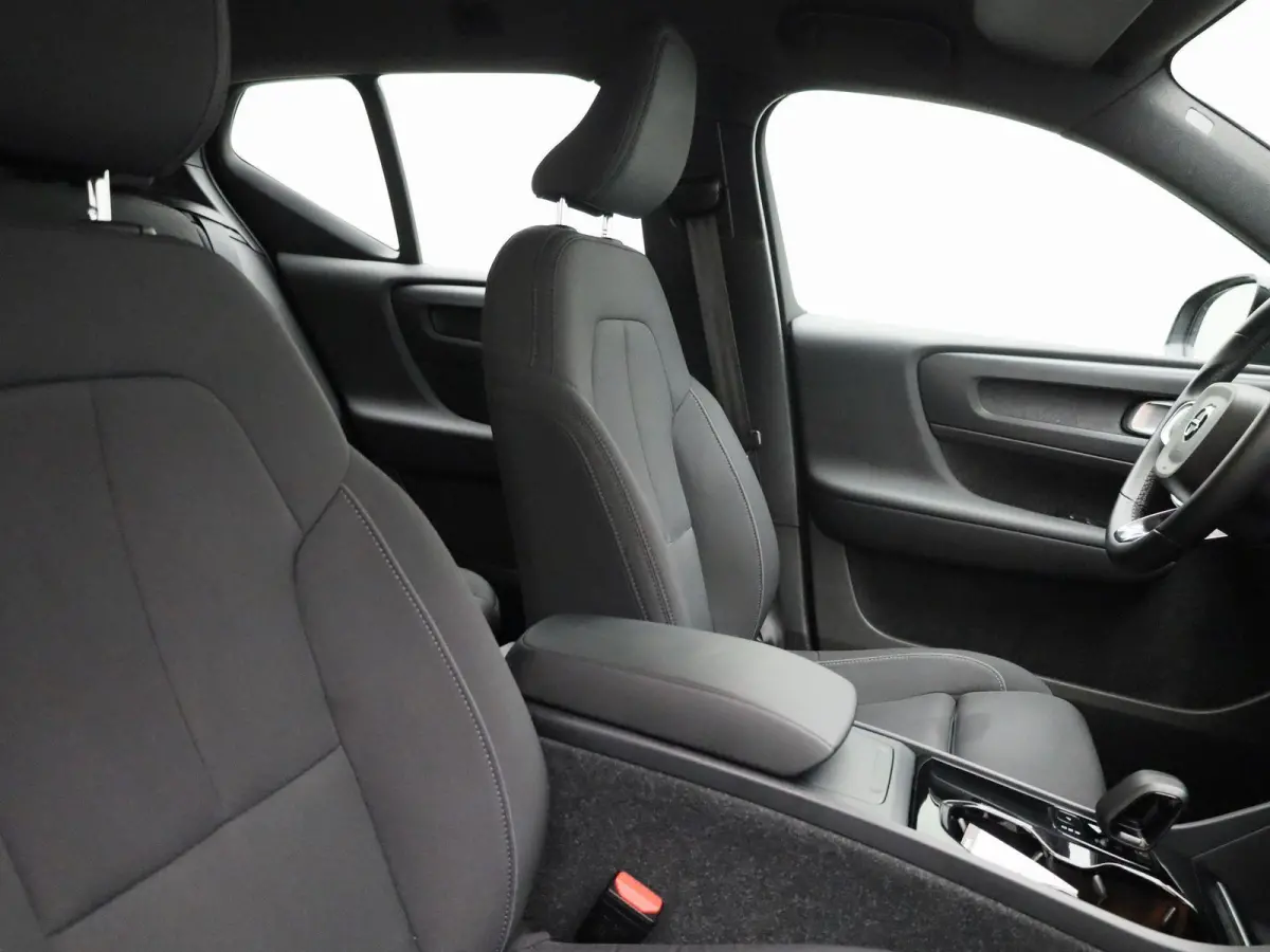 Core | Apple Carplay/Android | Navigatie | Achteruitrijcamera |