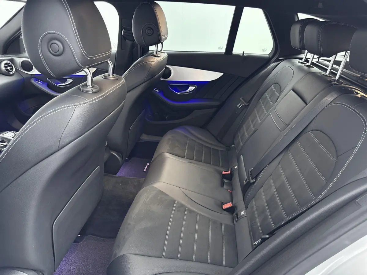 160 Business Solution AMG Plus Upgrade Edition | Navigatie | Sfeerverlichting | Trekhaak | LED Verlichting | Stoelverwarming |