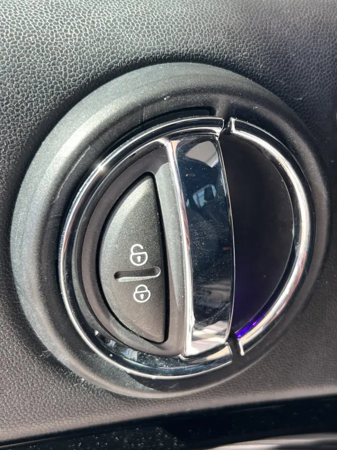 1.5 Cooper ALL4 Chili | AUTOMAAT | HEAD-UP DISPLAY | LEDER | SCHUIF/KANTELDAK | CARPLAY | HARMAN/KARDON | CAMERA | NAVI | CRUISE CONTROL ADAPTIEF | PDC V+A | CLIMATE CONTROL | LMV 19'' | STO