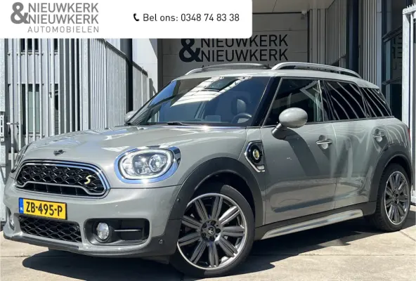 1.5 Cooper ALL4 Chili | AUTOMAAT | HEAD-UP DISPLAY | LEDER | SCHUIF/KANTELDAK | CARPLAY | HARMAN/KARDON | CAMERA | NAVI | CRUISE CONTROL ADAPTIEF | PDC V+A | CLIMATE CONTROL | LMV 19'' | STO