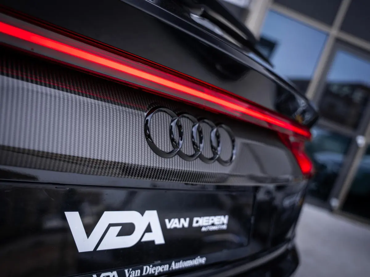 RSQ8 4.0 TFSI quattro Dynamic plus - AKRAP. l Carbon Pack l Ceramic l Pano