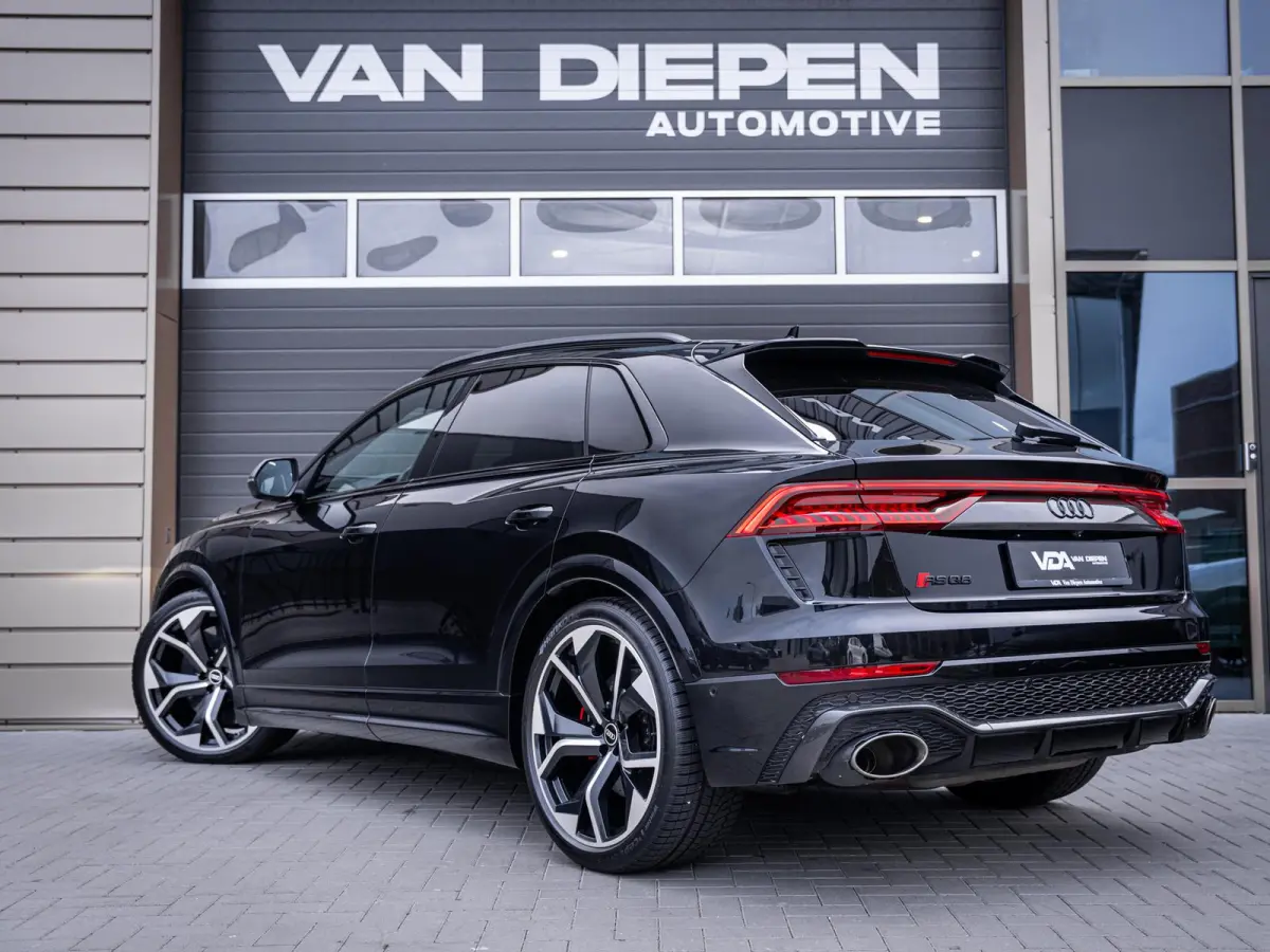 RSQ8 4.0 TFSI quattro Dynamic plus - AKRAP. l Carbon Pack l Ceramic l Pano