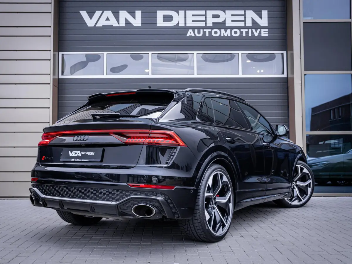 RSQ8 4.0 TFSI quattro Dynamic plus - AKRAP. l Carbon Pack l Ceramic l Pano