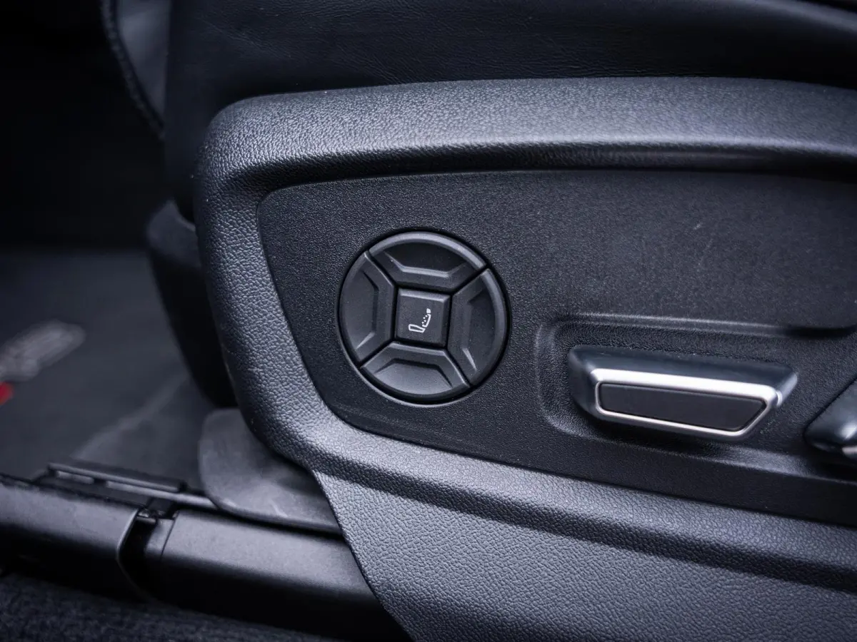 RSQ8 4.0 TFSI quattro Dynamic plus - AKRAP. l Carbon Pack l Ceramic l Pano