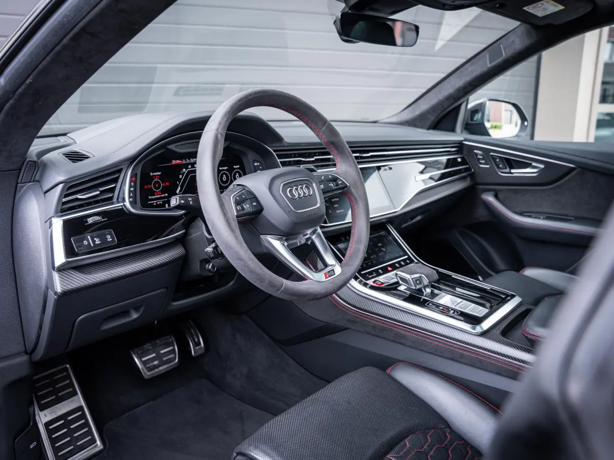 RSQ8 4.0 TFSI quattro Dynamic plus - AKRAP. l Carbon Pack l Ceramic l Pano