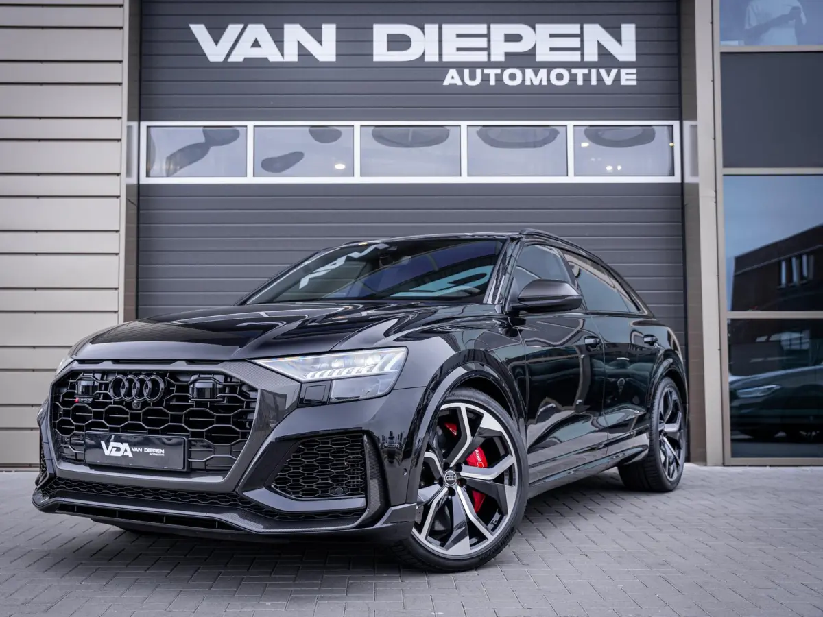 RSQ8 4.0 TFSI quattro Dynamic plus - AKRAP. l Carbon Pack l Ceramic l Pano