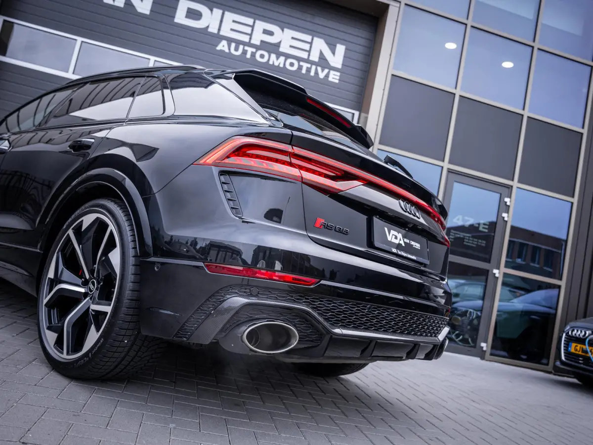 RSQ8 4.0 TFSI quattro Dynamic plus - AKRAP. l Carbon Pack l Ceramic l Pano
