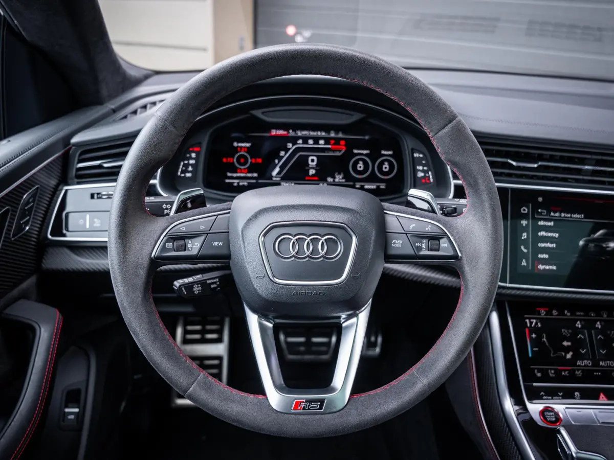 RSQ8 4.0 TFSI quattro Dynamic plus - AKRAP. l Carbon Pack l Ceramic l Pano