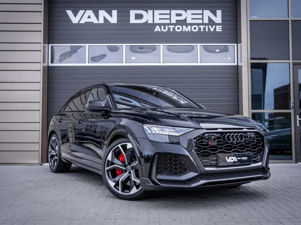 RSQ8 4.0 TFSI quattro Dynamic plus - AKRAP. l Carbon Pack l Ceramic l Pano