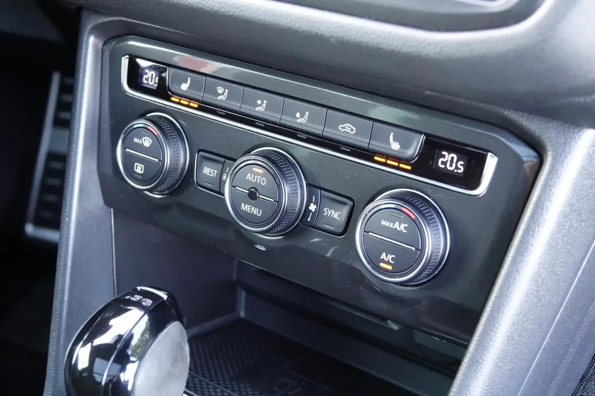 1.4 TSI 4Motion R-line PANO TREKHAAK