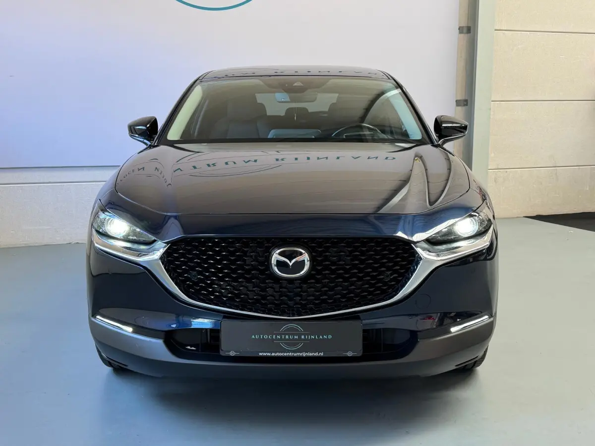 2.0 e-SkyActiv-X M Hybrid Sportive 1 jaar Bovag Garantie, head-upp display, stoelverwaming, Navi, Carplay