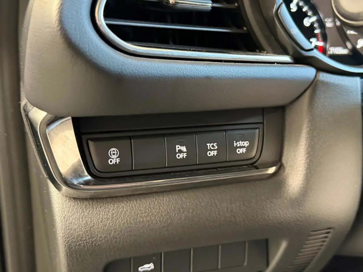 2.0 e-SkyActiv-X M Hybrid Sportive, head-upp display, stoelverwaming, Navi, Carplay