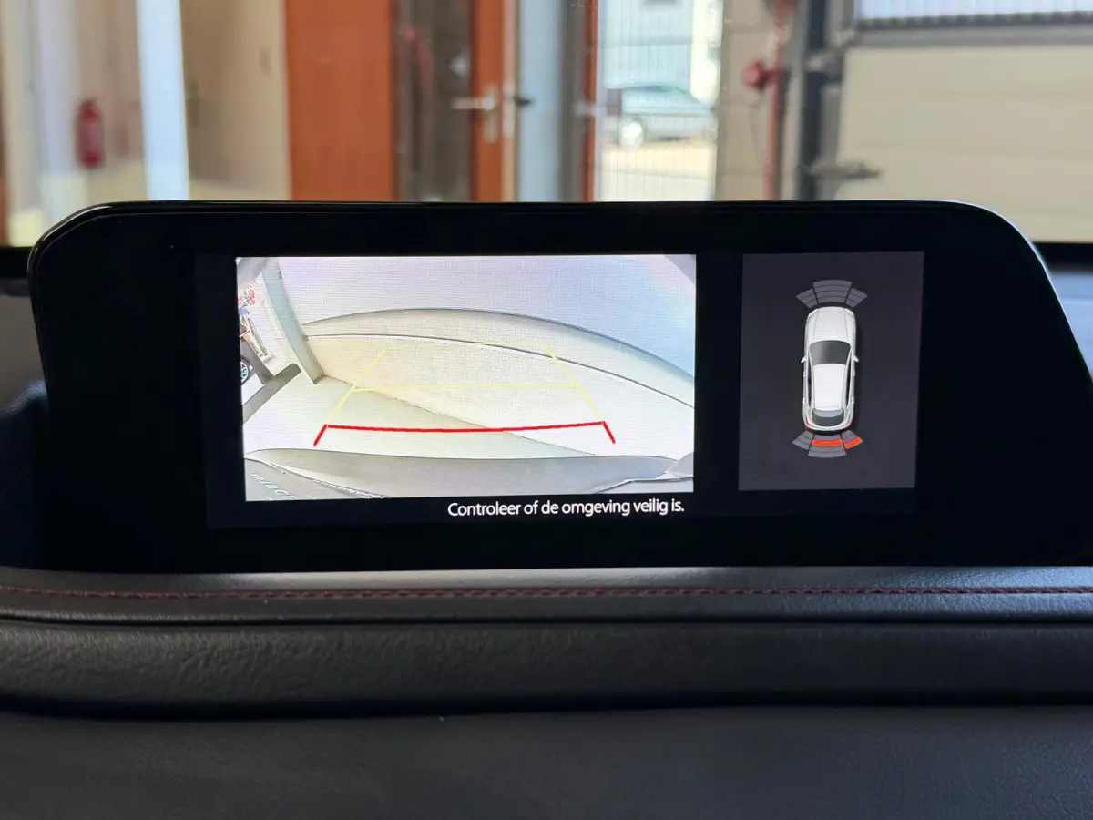 2.0 e-SkyActiv-X M Hybrid Sportive, head-upp display, stoelverwaming, Navi, Carplay