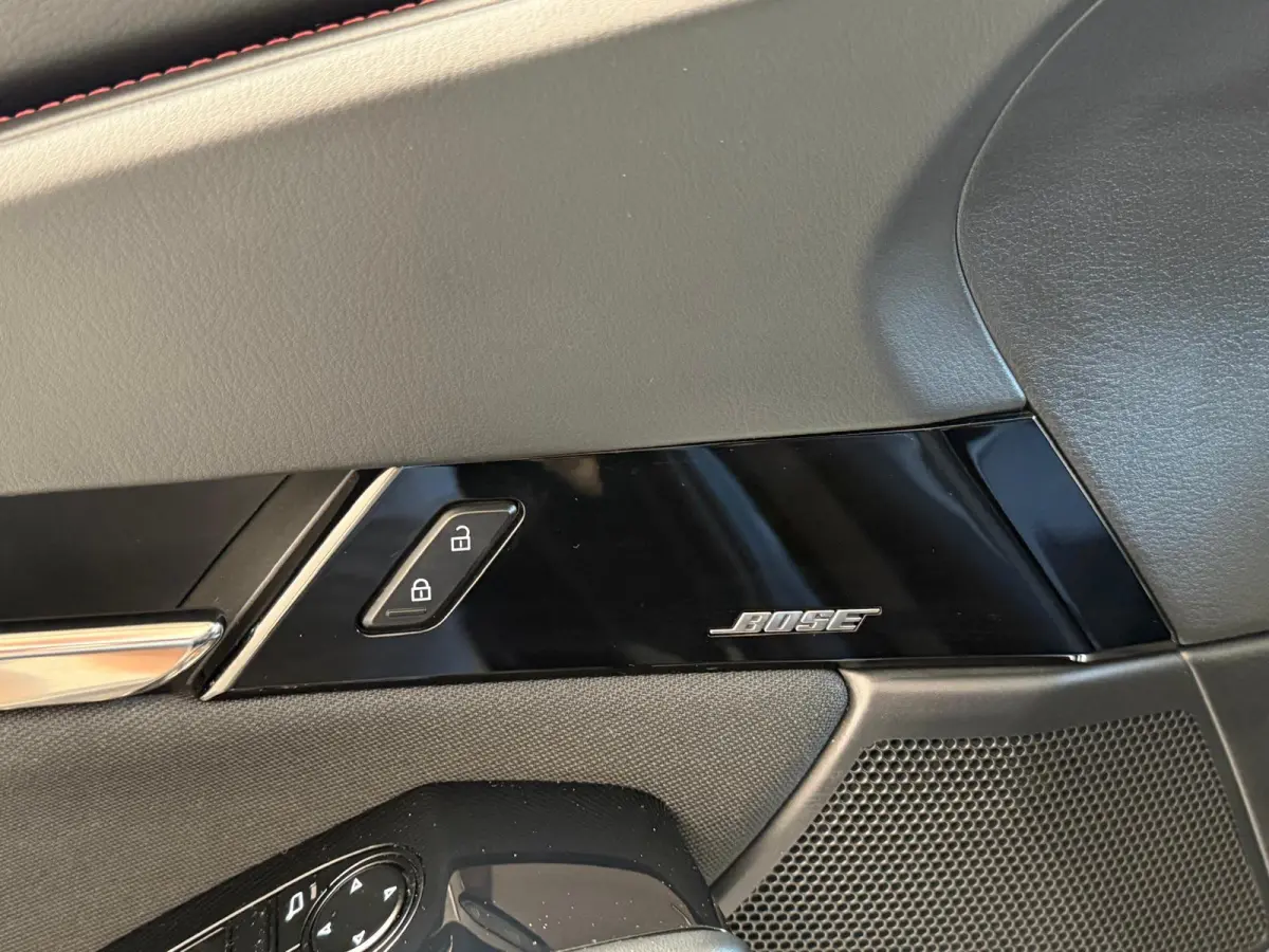 2.0 e-SkyActiv-X M Hybrid Sportive, head-upp display, stoelverwaming, Navi, Carplay