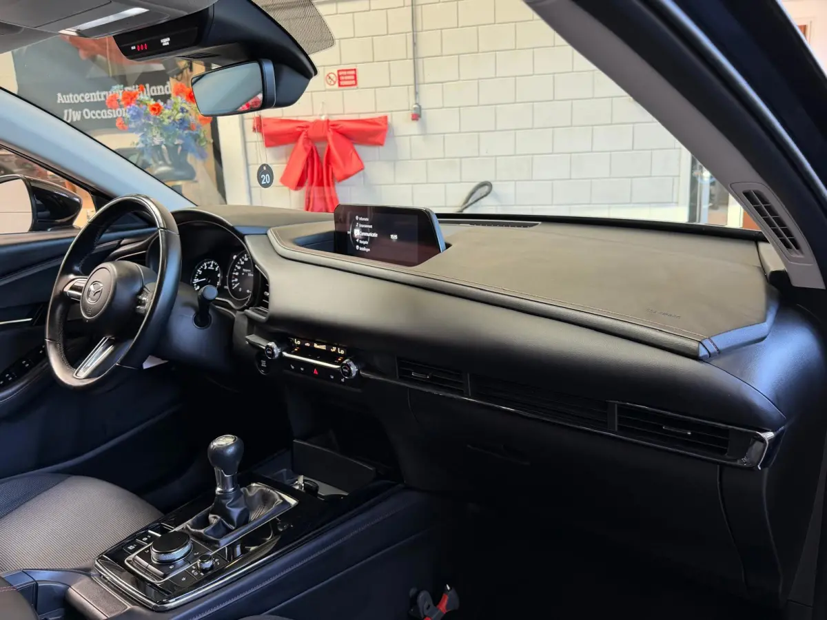 2.0 e-SkyActiv-X M Hybrid Sportive, head-upp display, stoelverwaming, Navi, Carplay
