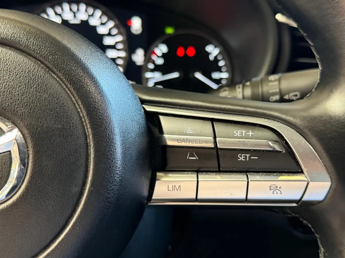 2.0 e-SkyActiv-X M Hybrid Sportive, head-upp display, stoelverwaming, Navi, Carplay