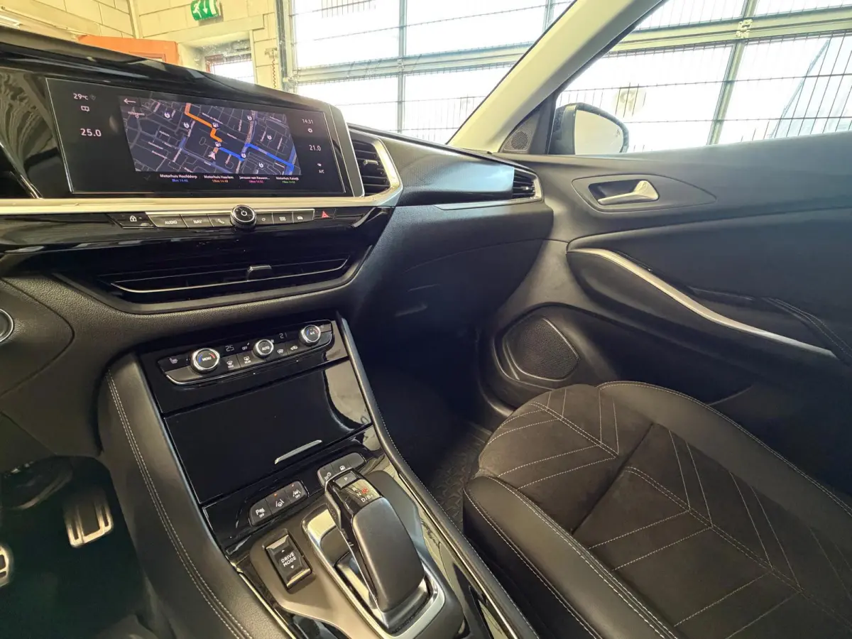 1.6 Turbo GS 225PK PHEV, Camera, Navi, Carplay, Stoel/Stuurverwarming.