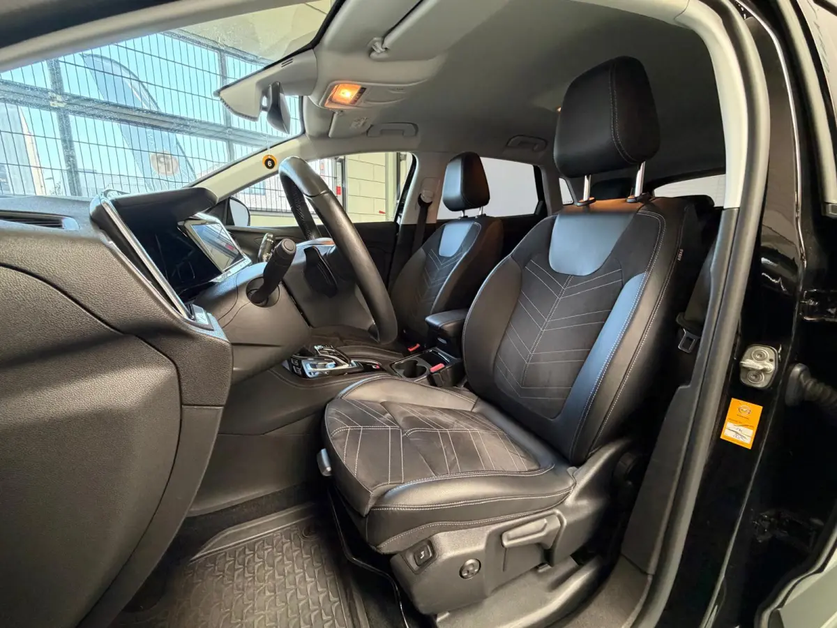 1.6 Turbo GS 225PK PHEV, Camera, Navi, Carplay, Stoel/Stuurverwarming.