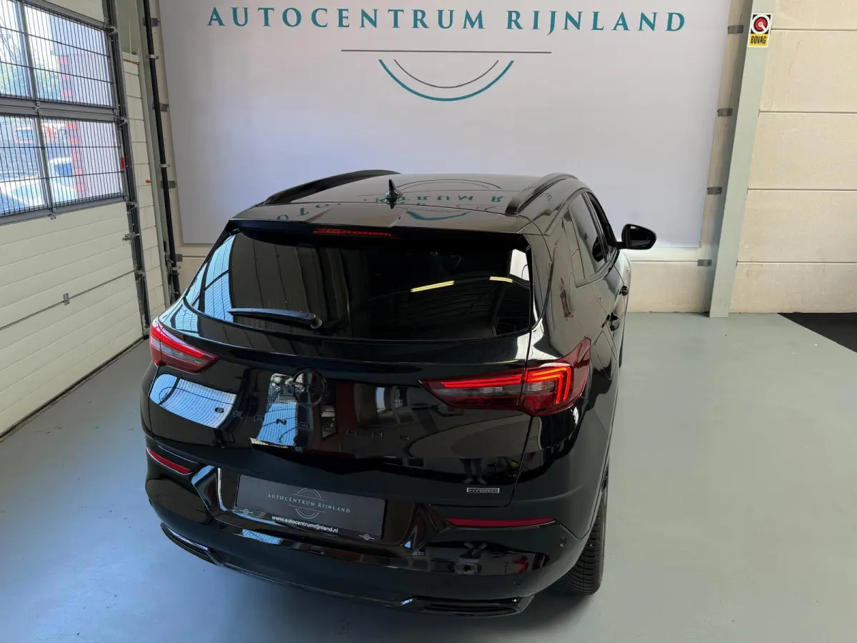 1.6 Turbo GS PHEV 1 Jaar Bovag Garantie, Camera, Navi, Carplay, Stoel/Stuurverwarming.