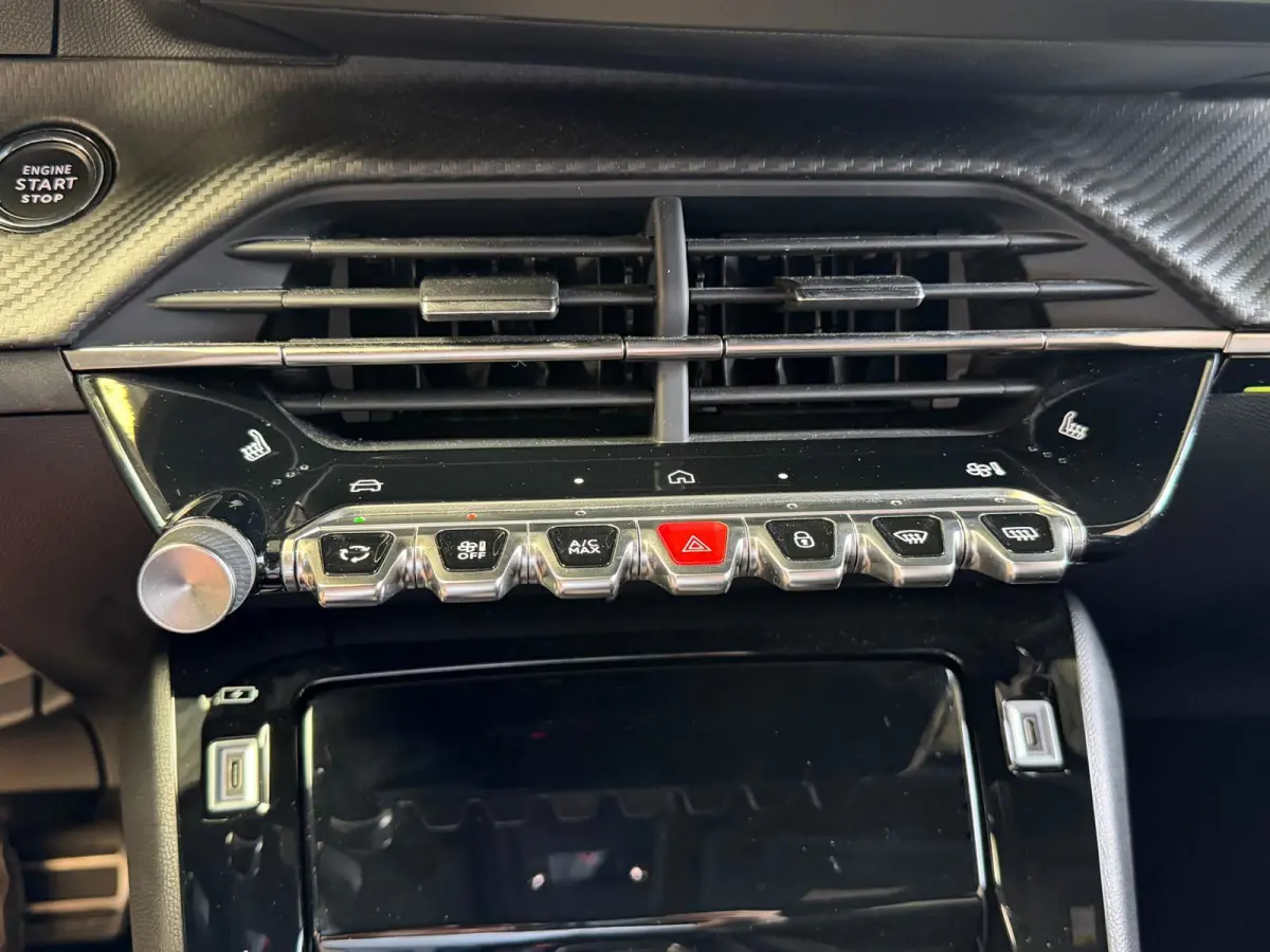1.2 Hybrid 145 GT Automaat, Elektrische Stoelen, Stoelverwarming, Navi, Camera, Alcantara