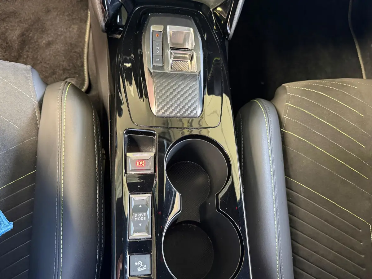 1.2 Hybrid 145 GT Automaat, Elektrische Stoelen, Stoelverwarming, Navi, Camera, Alcantara