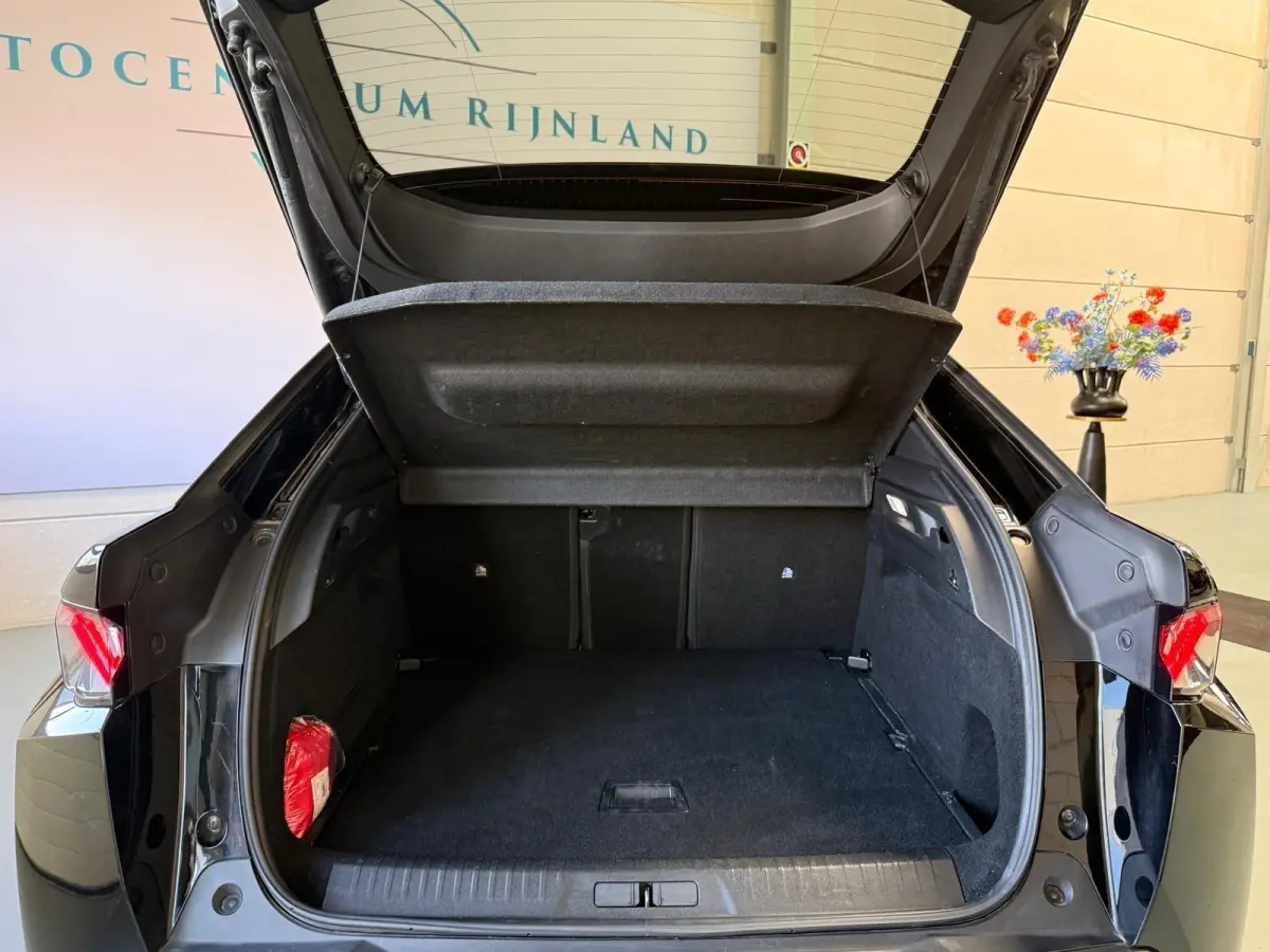 1.2 Hybrid 145 GT Automaat, Navi, Camera, Massage stoelen, Stoel/Stuurverwarming