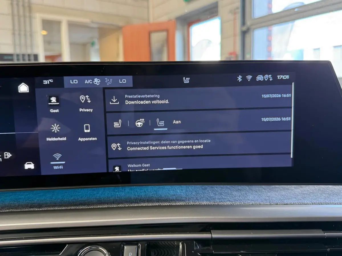 1.2 Hybrid 145 GT Automaat, Navi, Camera, Massage stoelen, Stoel/Stuurverwarming