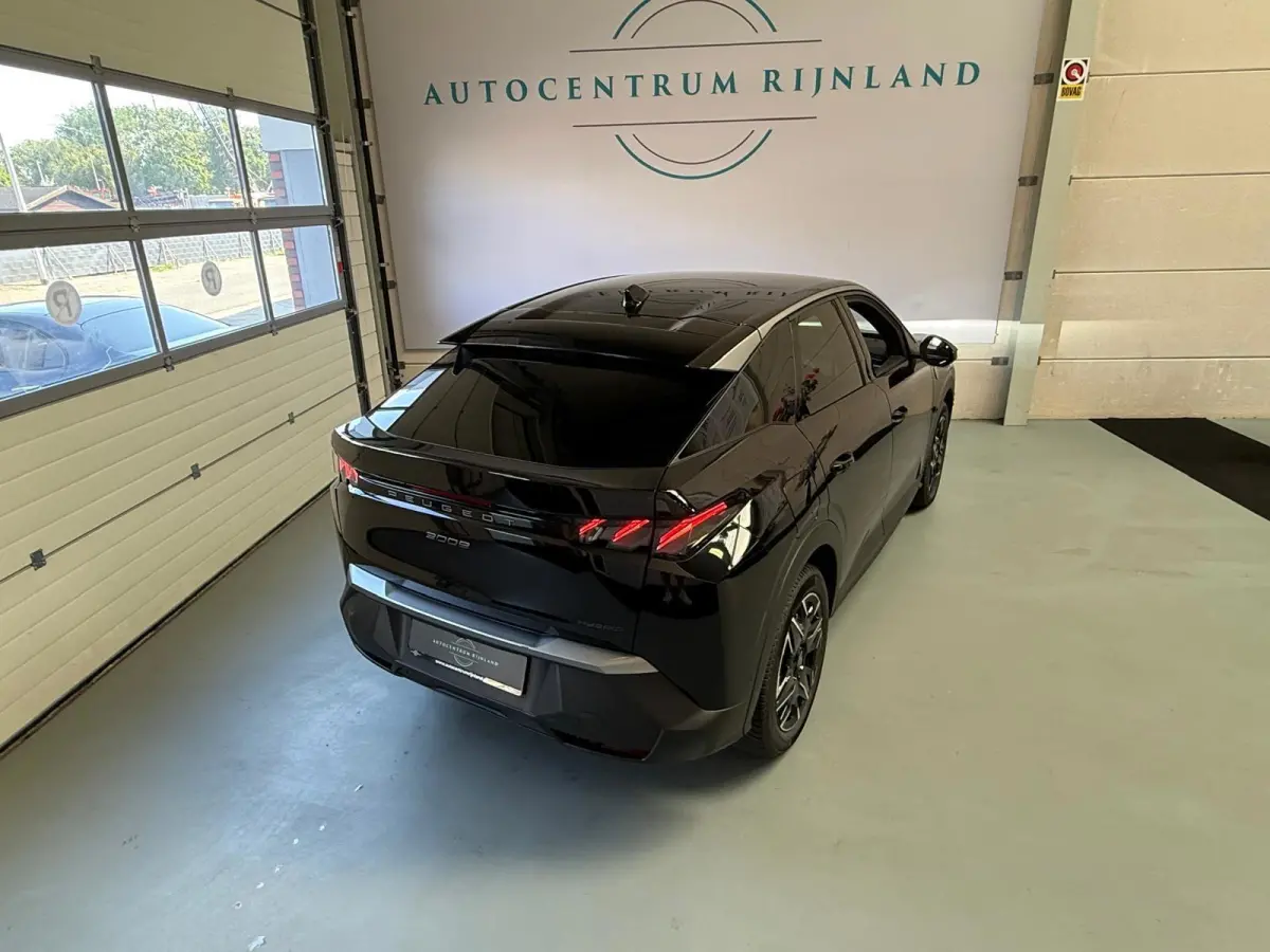 1.2 Hybrid 145 GT Automaat, Navi, Camera, Massage stoelen, Stoel/Stuurverwarming