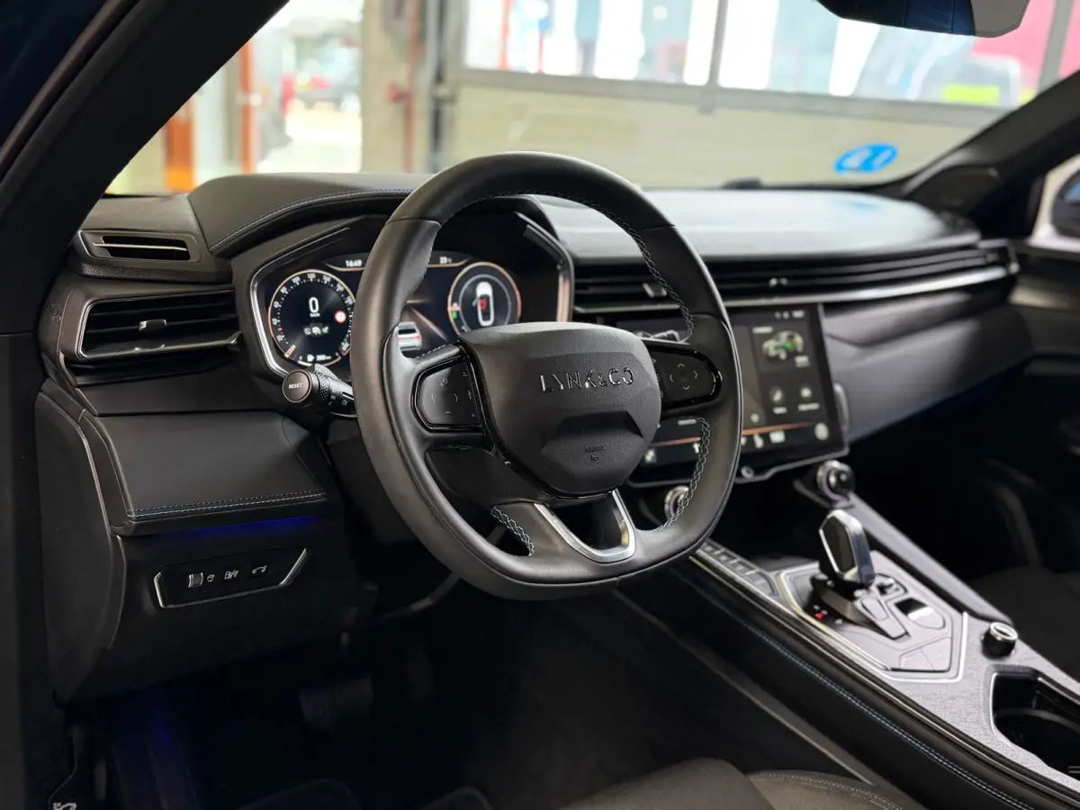 1.5 PHEV 261 PK Zwarte Hemel, 1 Jaar Bovag Garantie Pano, Navi, Camera