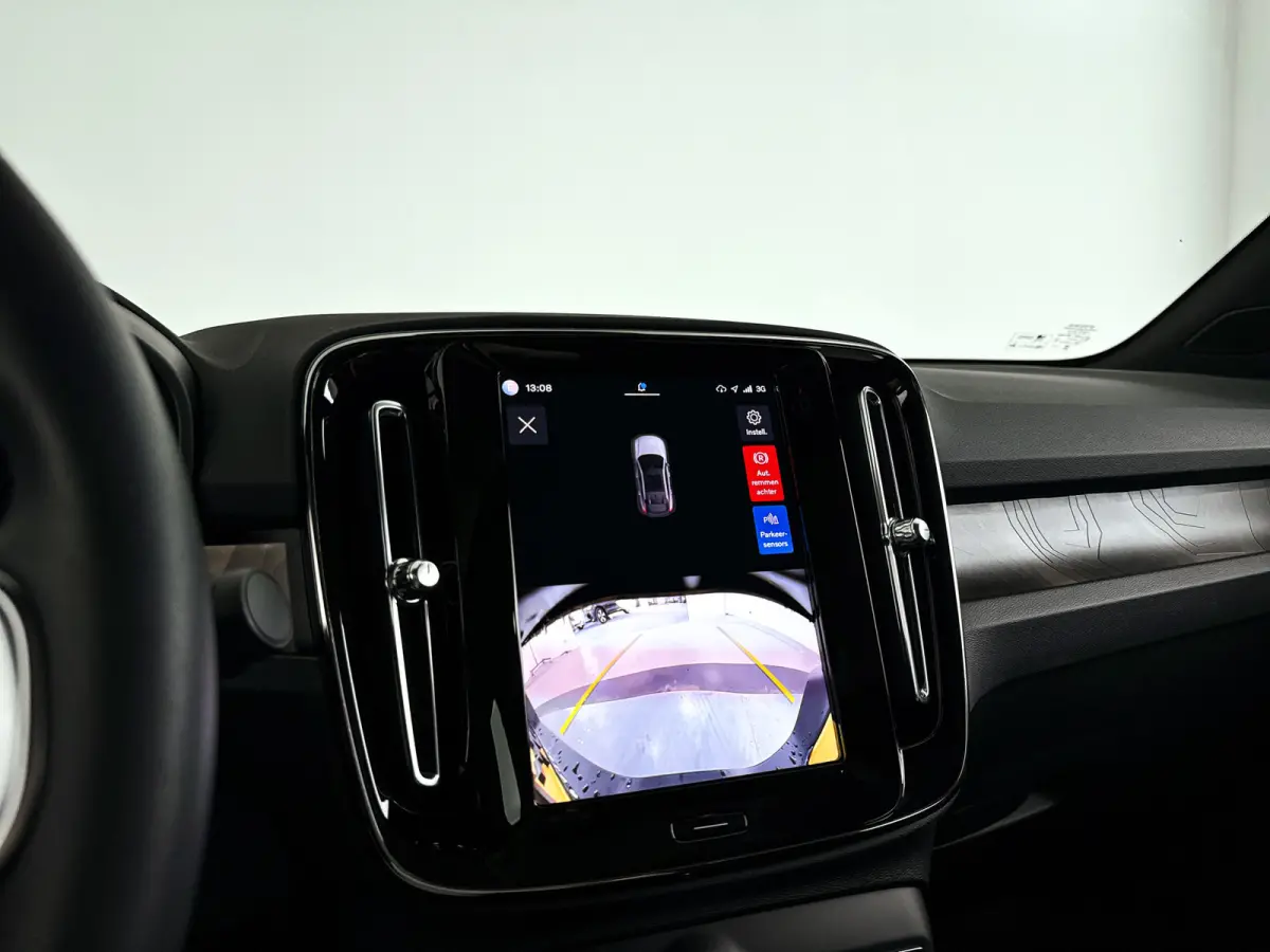 Single Motor Extended Range Plus 82 kWh | Panoramadak | Parkeercamera | Stoel- en Stuurverwarming | Trekhaak