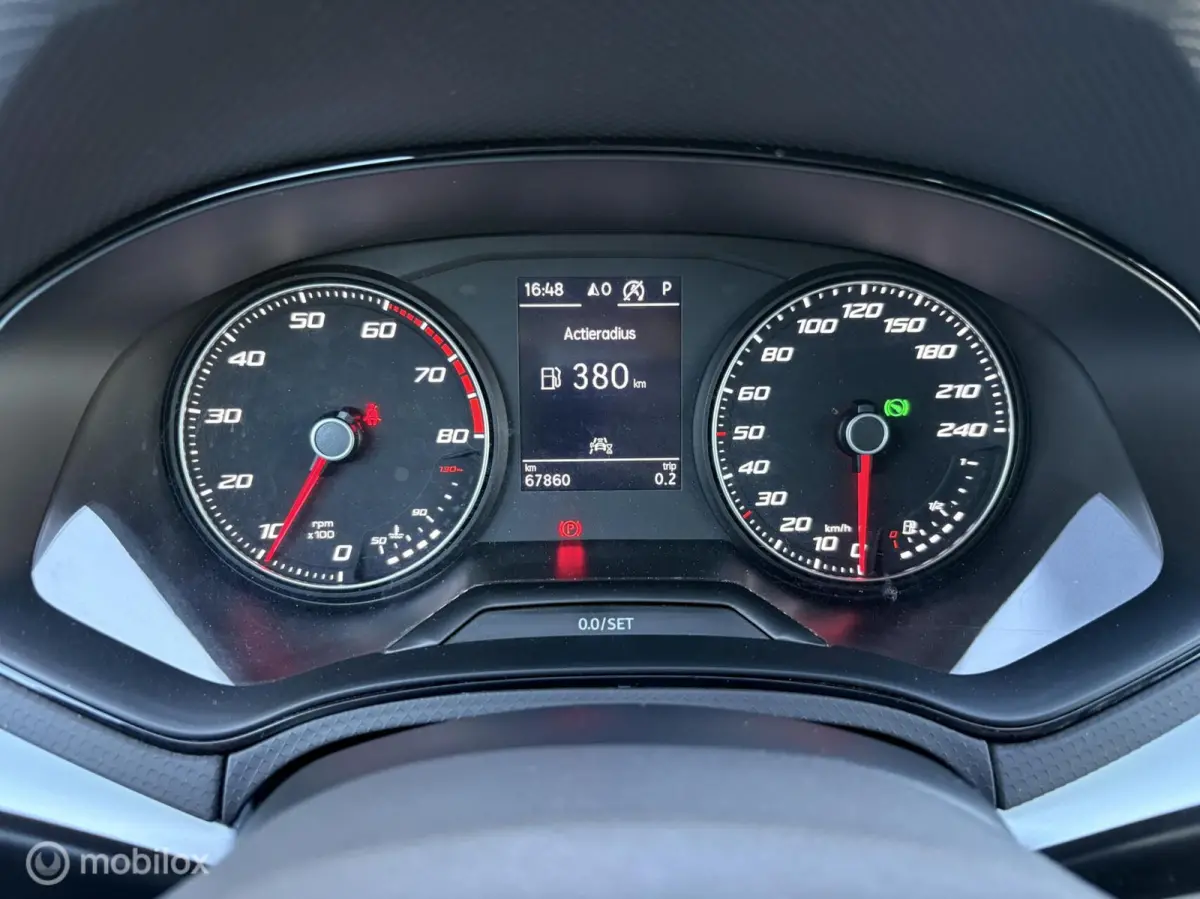 1.0 TSI Style Business Connect