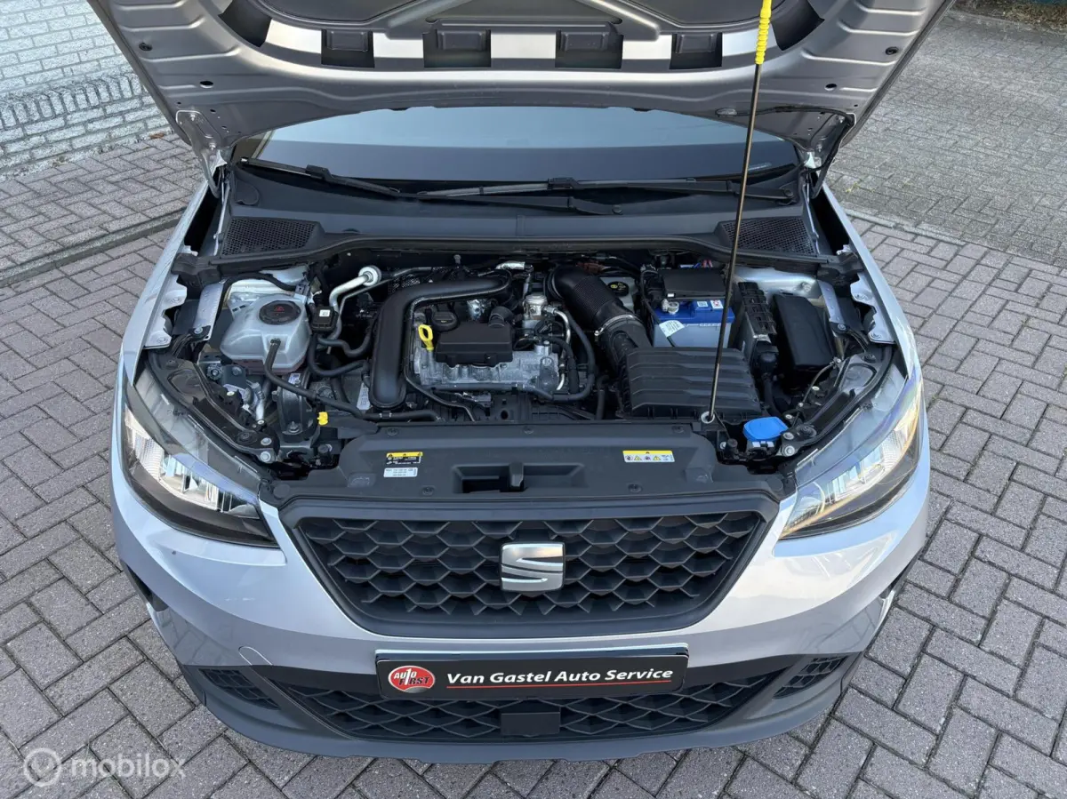 1.0 TSI Style Business Connect
