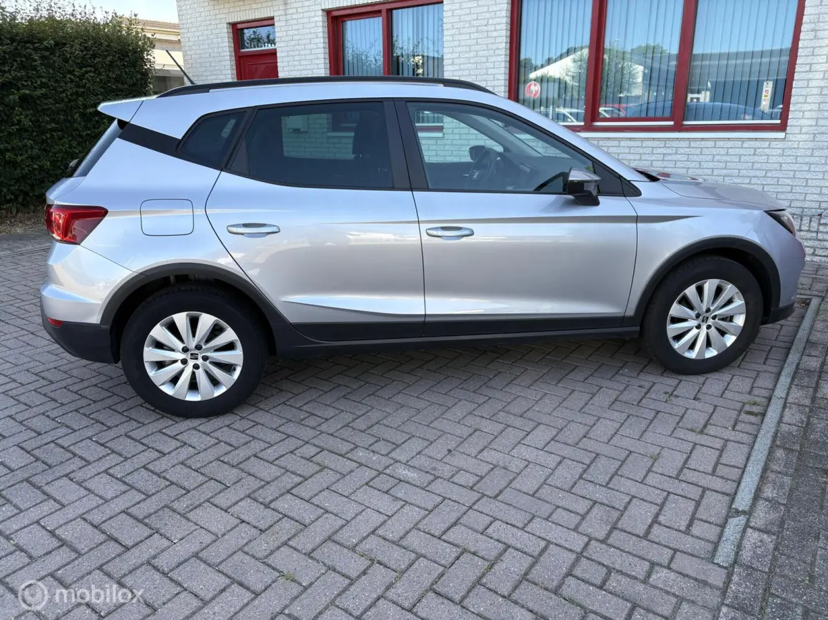 1.0 TSI Style Business Connect