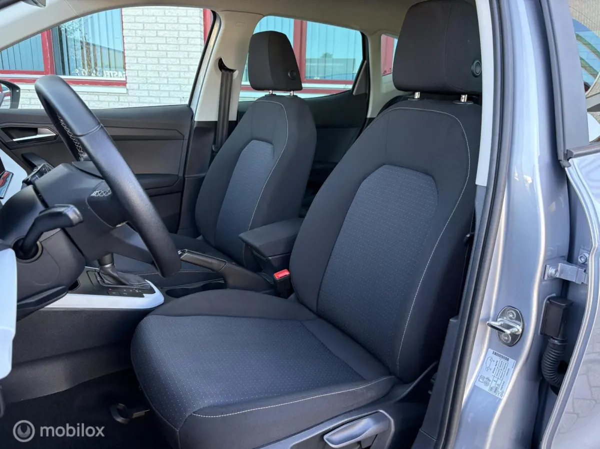 1.0 TSI Style Business Connect