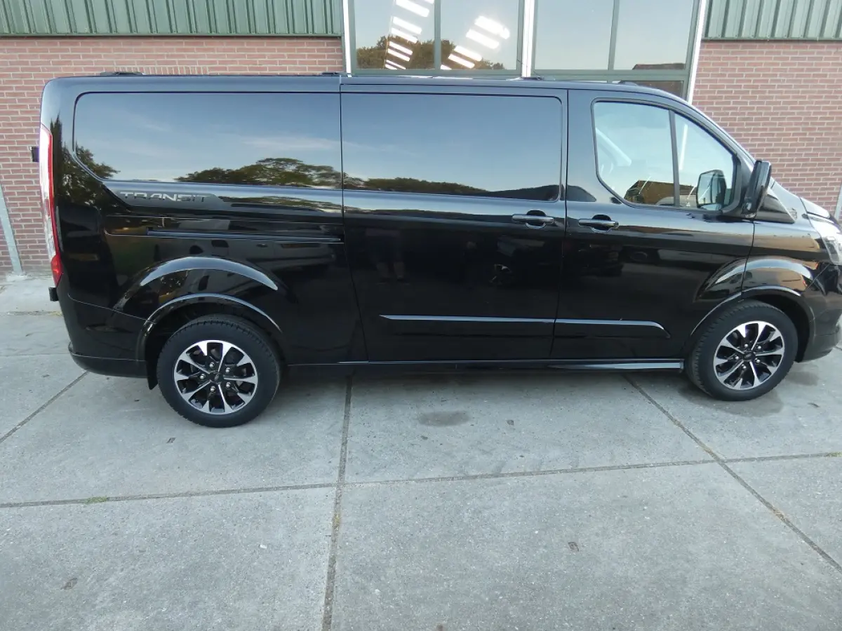 320 2.0 TDCI L2H1 Sport* navi/cam*xenon*