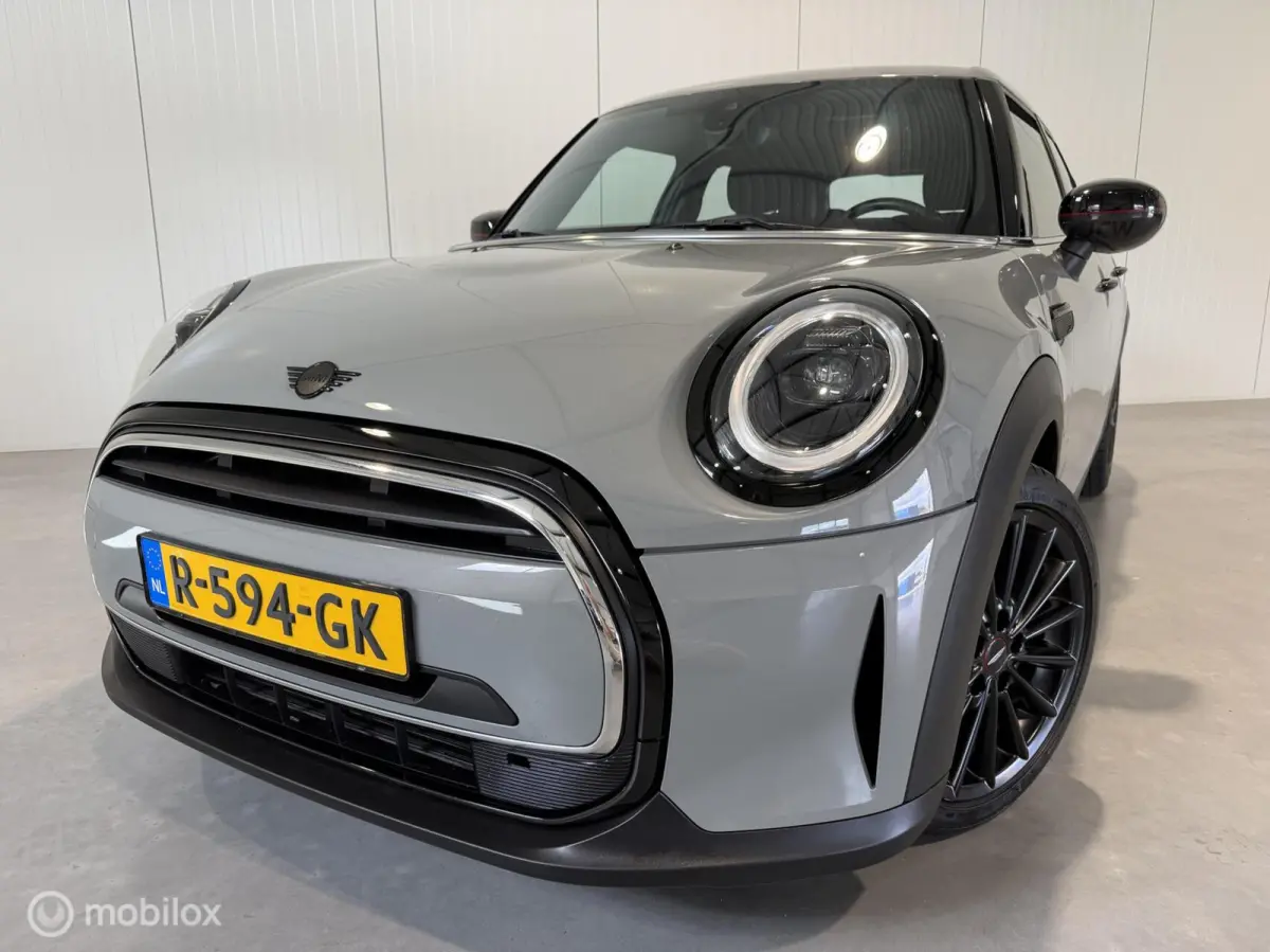 1.5 One Classic , Navi|Led|Piano black ext.|Keyless|Carplay|Jcw Lmv|1e Eig.