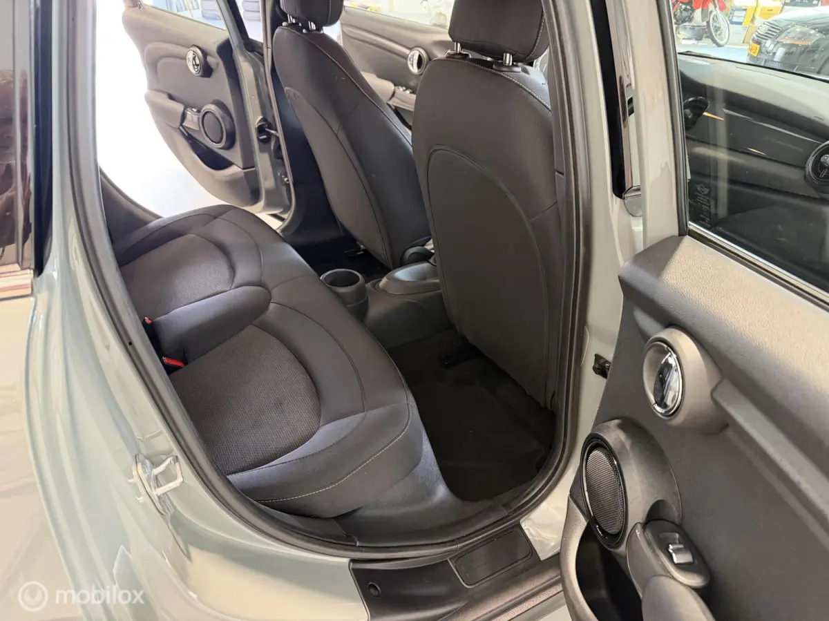 1.5 One Classic , Navi|Led|Piano black ext.|Keyless|Carplay|Jcw Lmv|1e Eig.